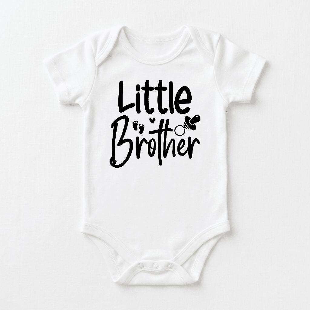 Dress your newest arrival in the Toodleroos Little Brother Baby Onesie – Hand-Lettered Sibling Design. This white baby bodysuit features “Little Brother” in black lettering, accented with a sweet pacifier graphic and tiny footprints—making it an adorable choice for a coming home outfit or everyday wear.
