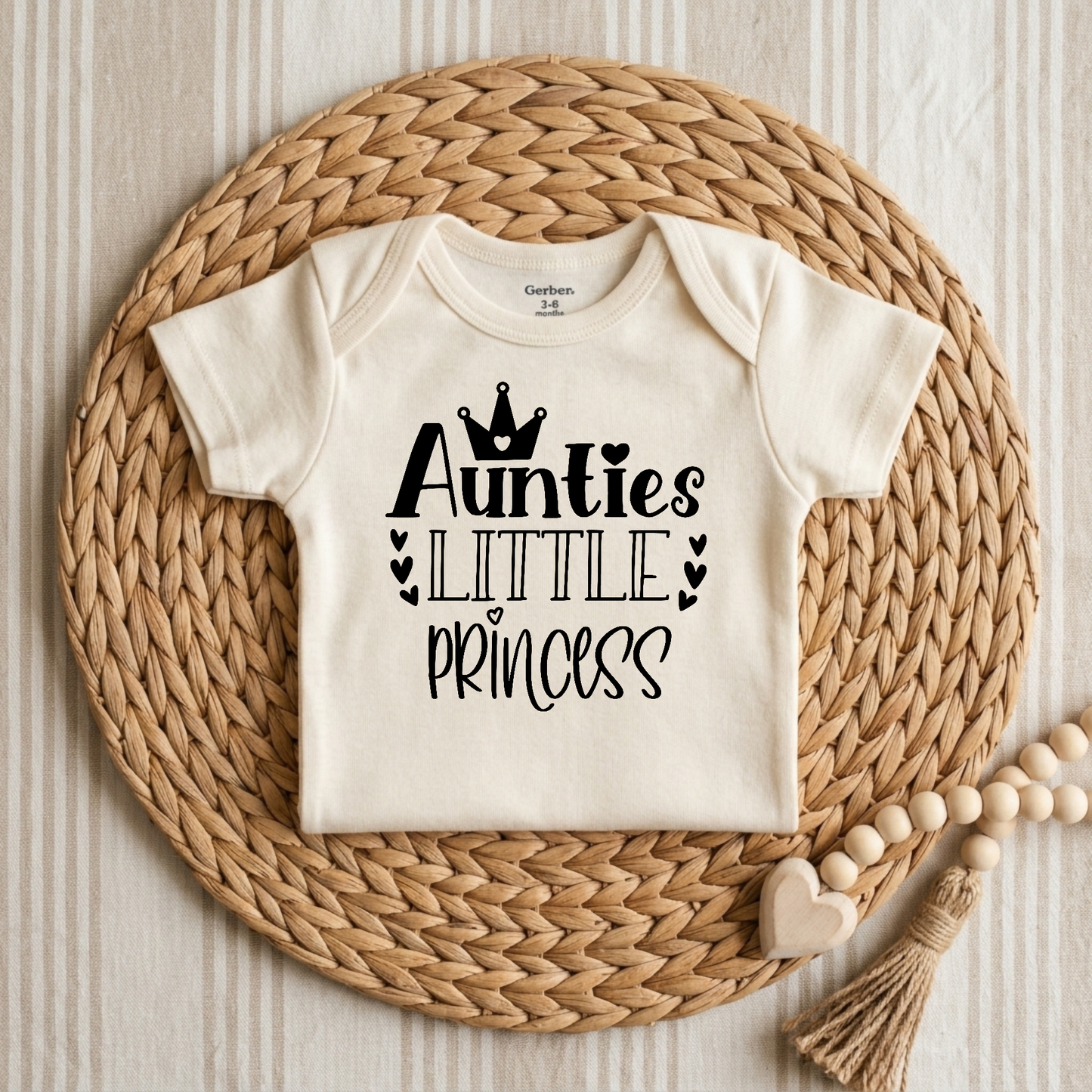 Aunties Little Princess Baby Onesie – Crown Aunt Bodysuit