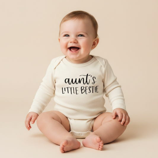 Long-Sleeve Aunt Baby Onesie – Aunt’s Little Bestie Bodysuit