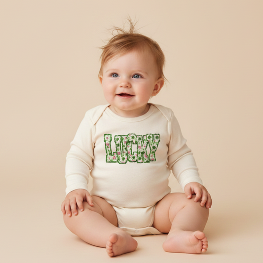 Long-Sleeve St. Patrick’s Day Baby Onesie – Lucky Floral Clover Bodysuit